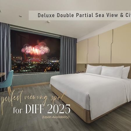 Awaken Da Nang Hotel ภายนอก รูปภาพ