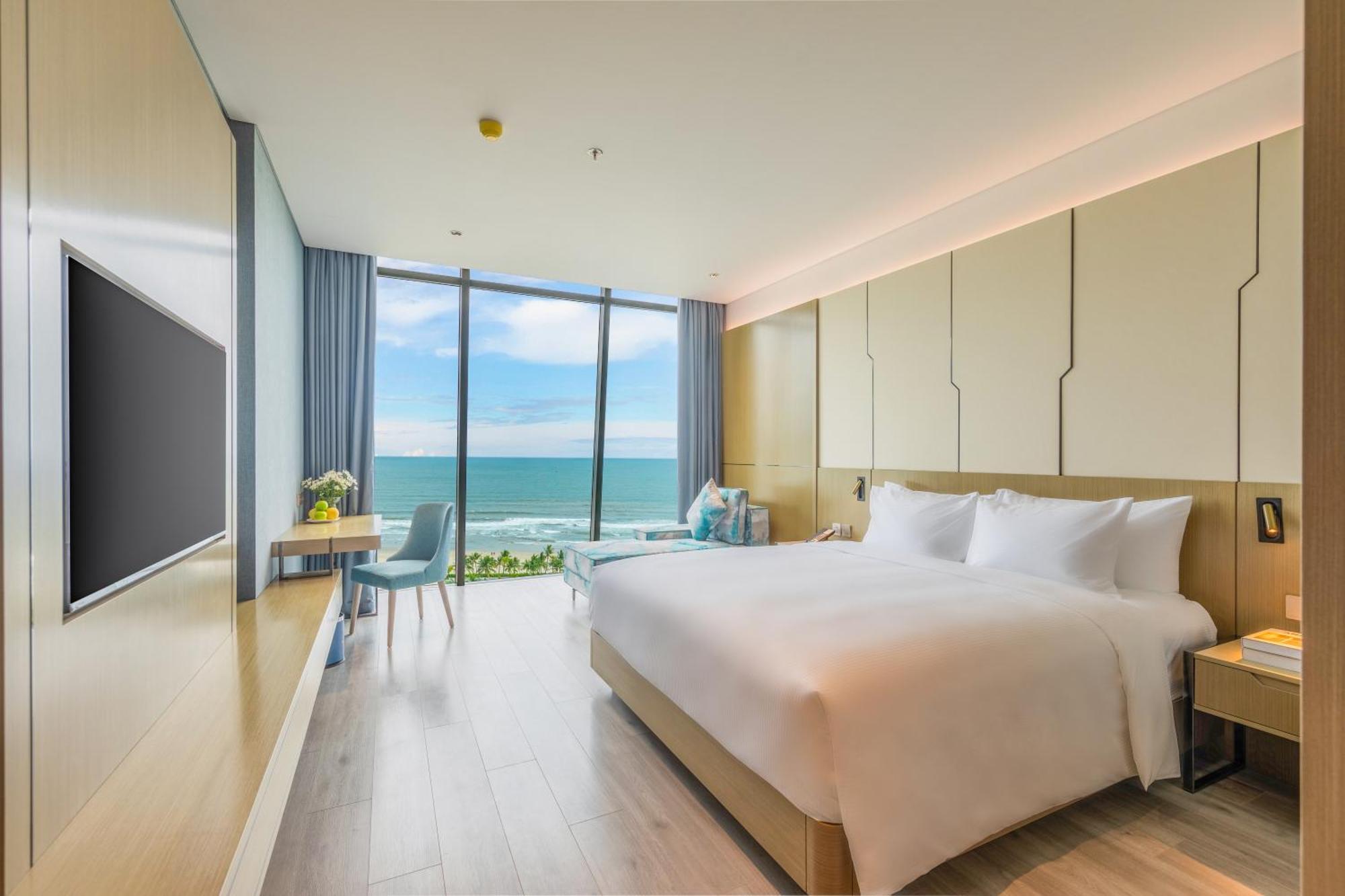 Awaken Da Nang Hotel ภายนอก รูปภาพ