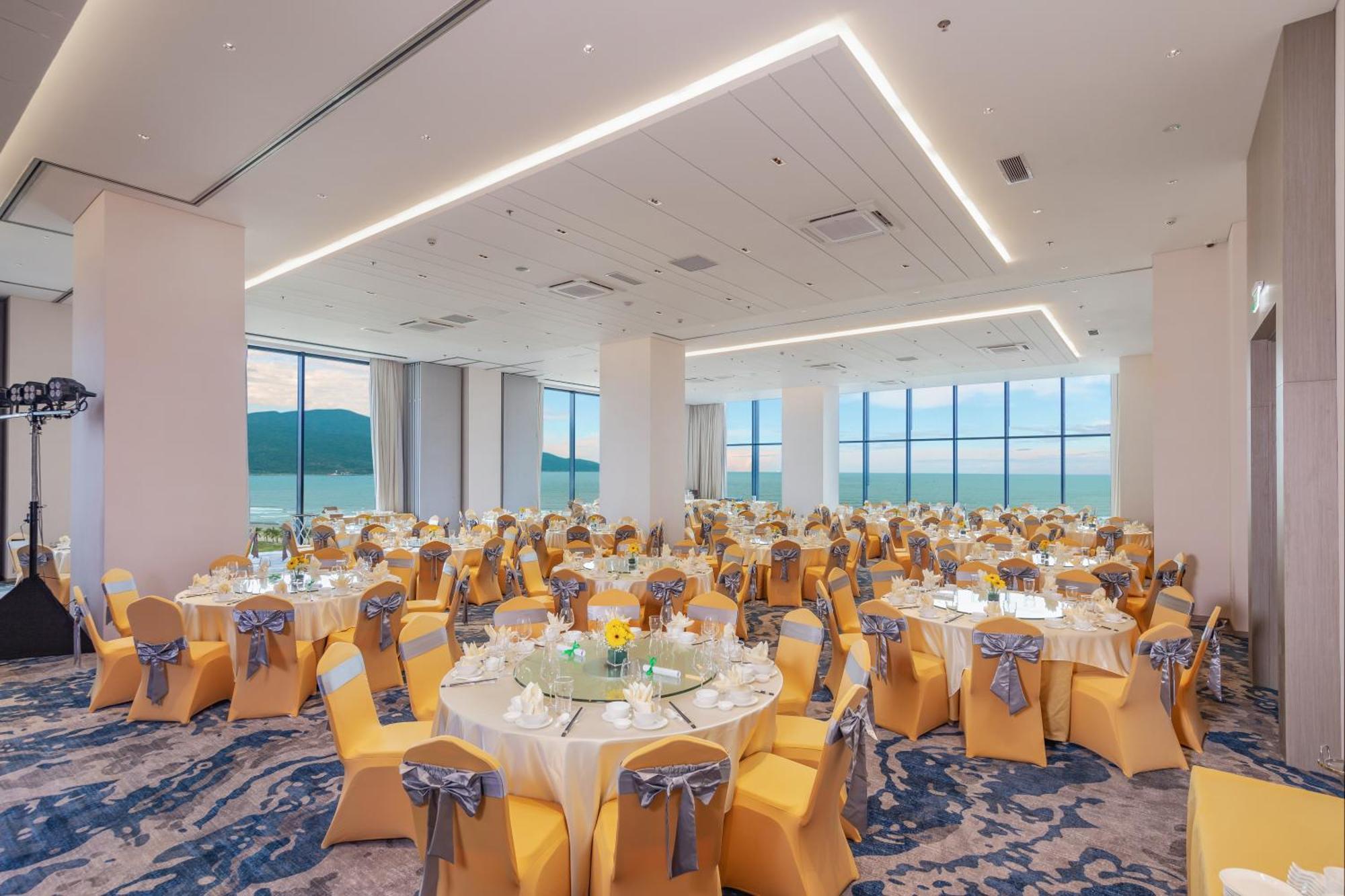 Awaken Da Nang Hotel ภายนอก รูปภาพ