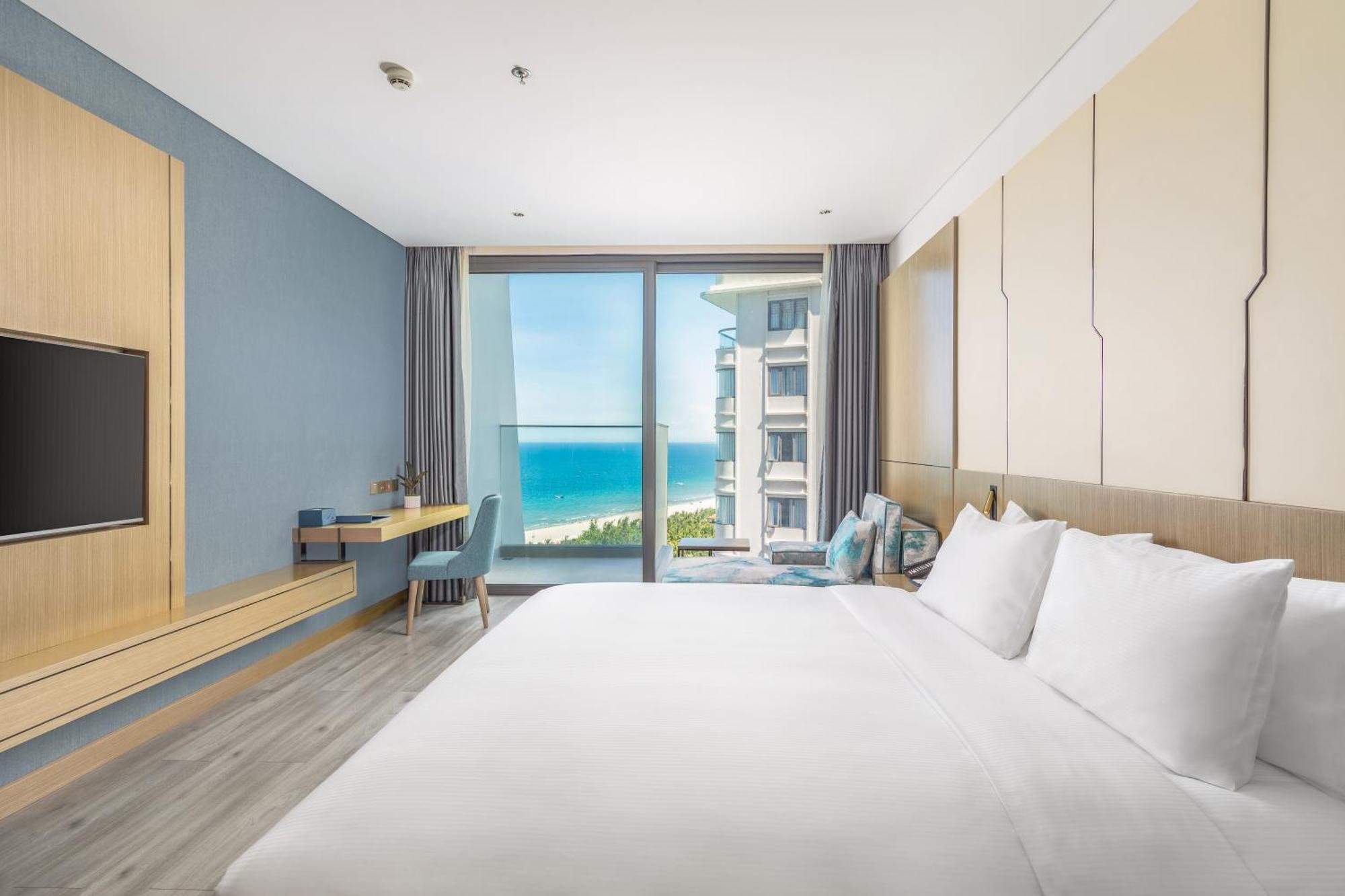 Awaken Da Nang Hotel ภายนอก รูปภาพ